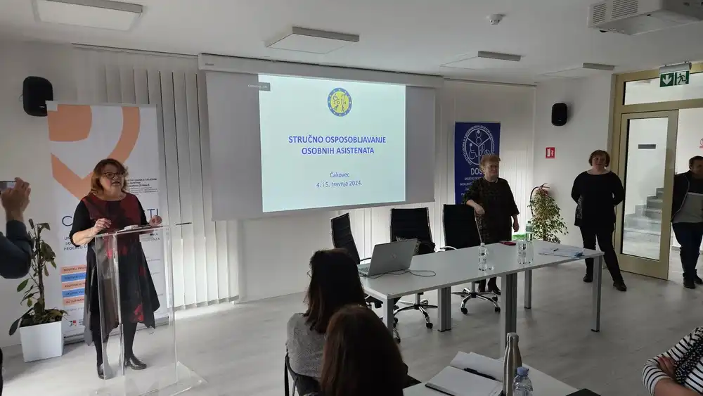 centar dosti, predavanje osobni asistenti (4)