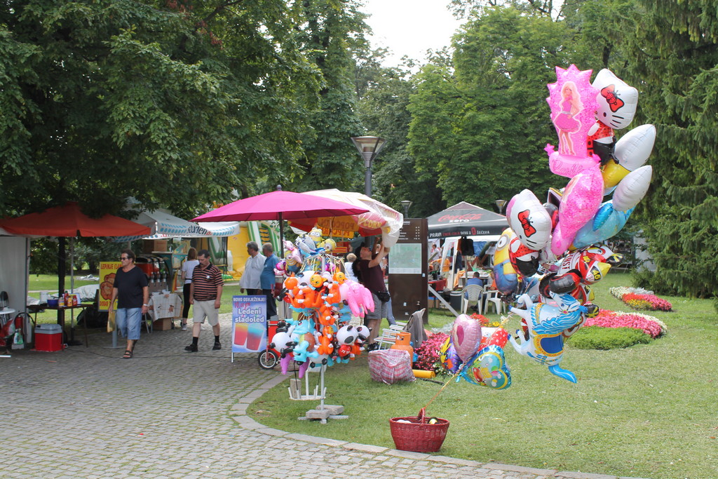 slika00010977084 FOTO: Pogledajte današnju atmosferu na Porcijukulovom! 1.8.2014.