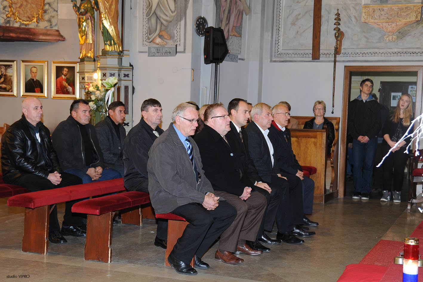 262310397dsc8976985728