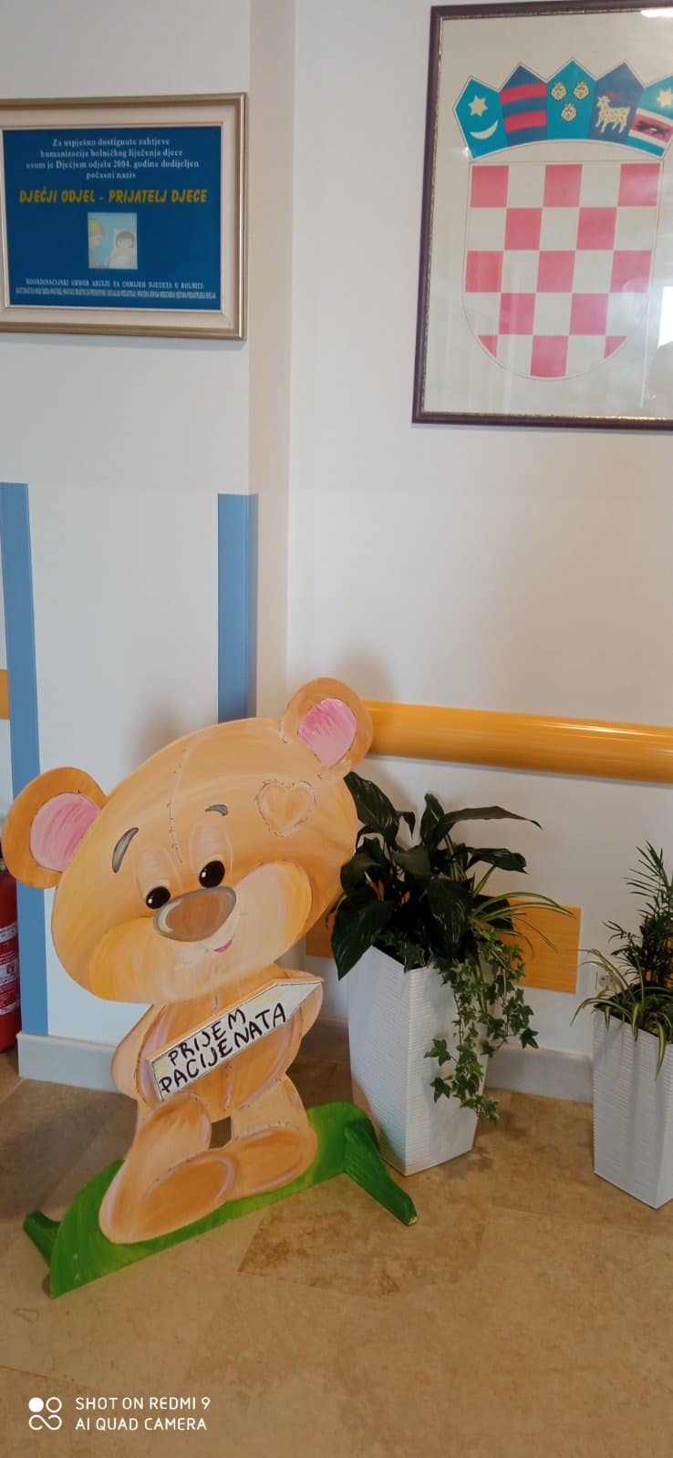 Drvene figure na Odjelu pedijatrije