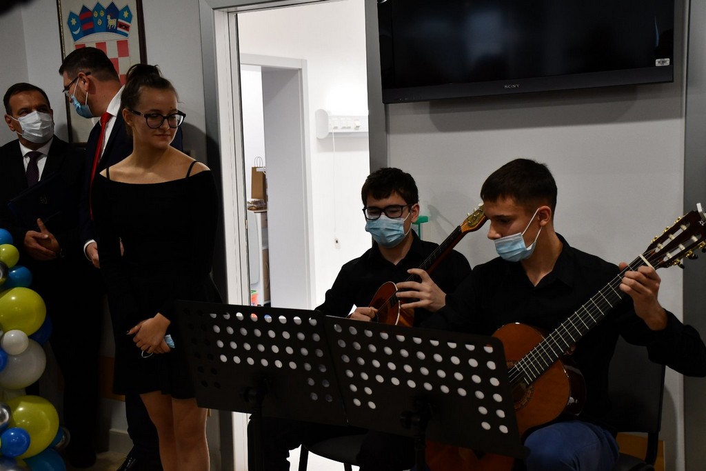 STIGAO I MINISTAR BEROŠ Otvoren najljepši i najveseliji rekonstruirani dio bolnice – Odjel pedijatrije