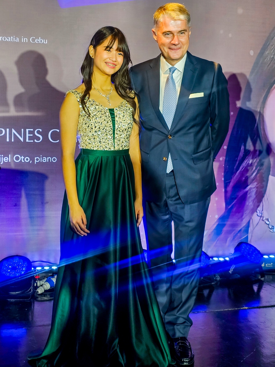 chriztel renea aceveda danijel oto (8)