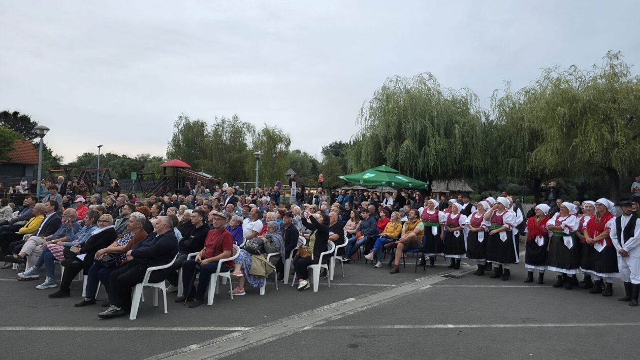 cofa mursko središće, folklor (5) cofa mursko središće, folklor (5)
