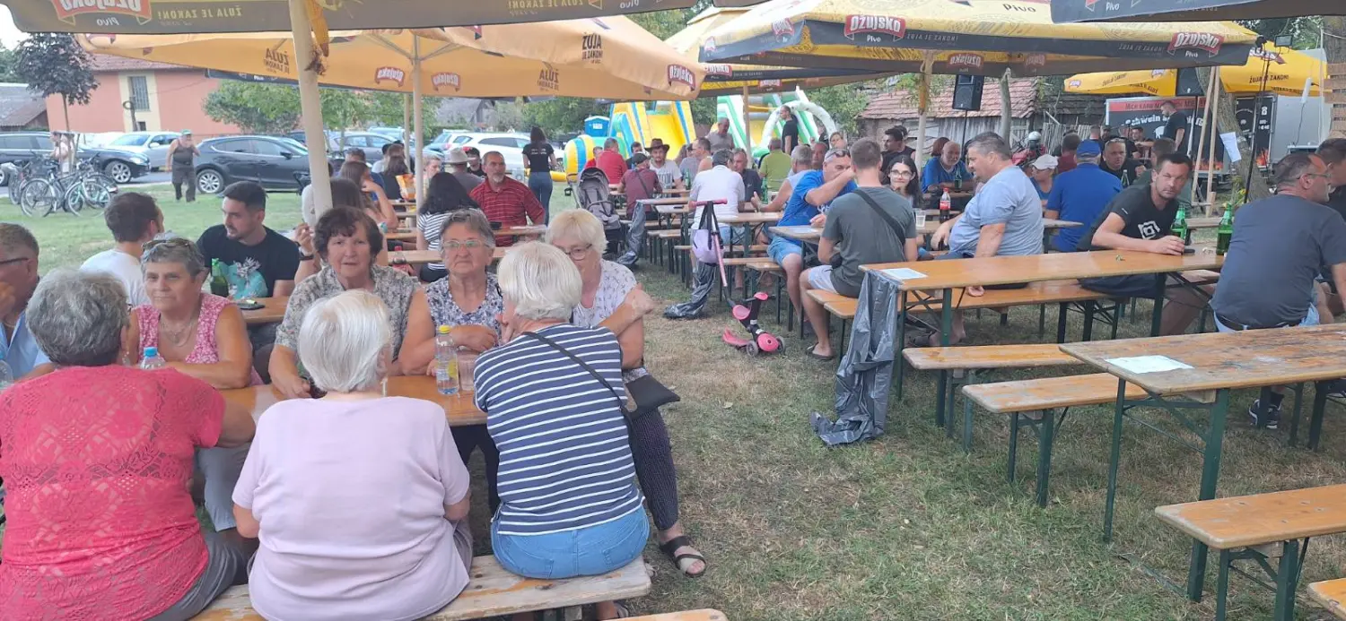 črna pešta seoske igre, sveta marija (7) črna pešta seoske igre, sveta marija (7)