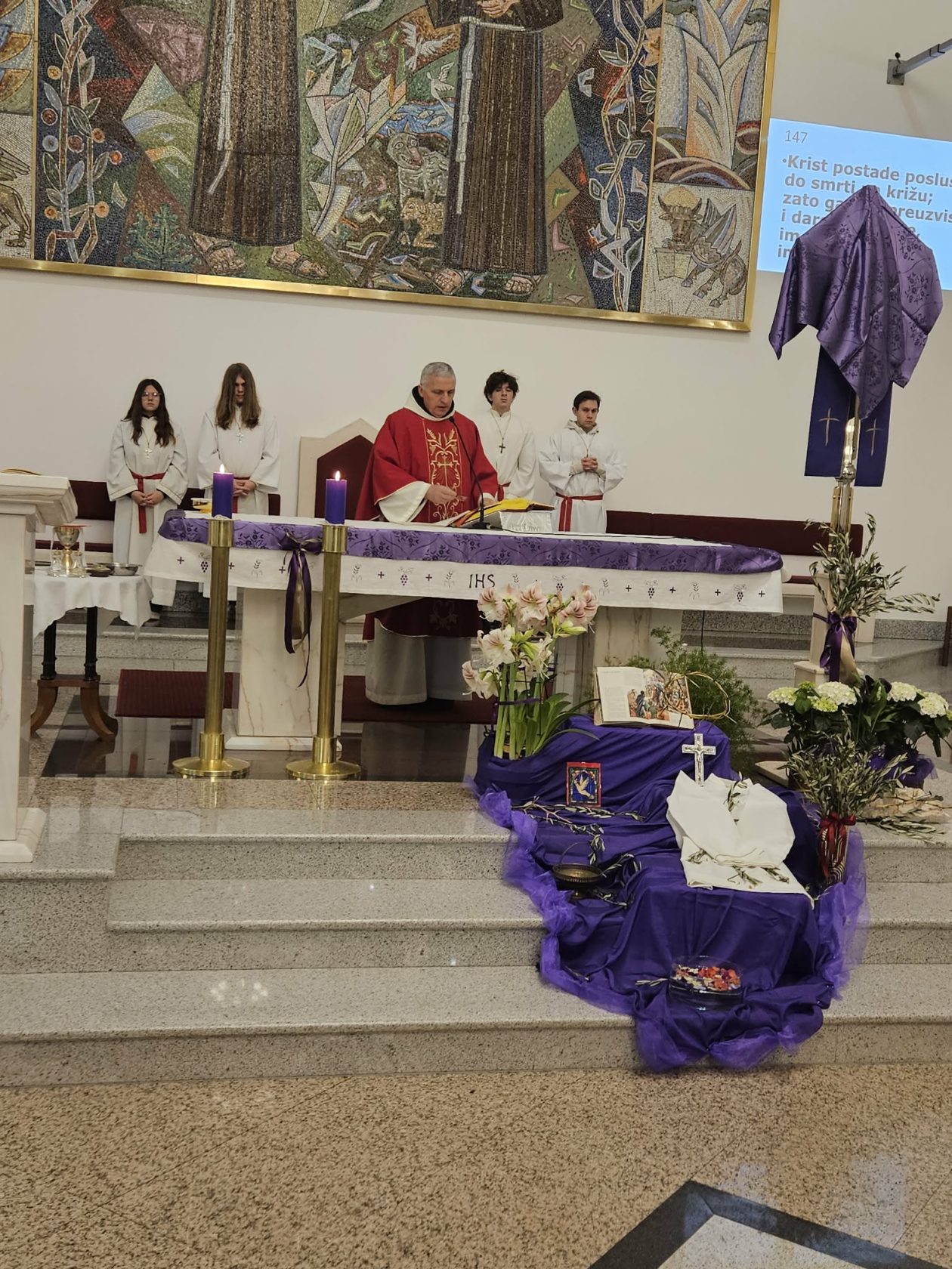 cvjetnica crkva Svetog Antuna Padovanskog (11) cvjetnica crkva Svetog Antuna Padovanskog (11)