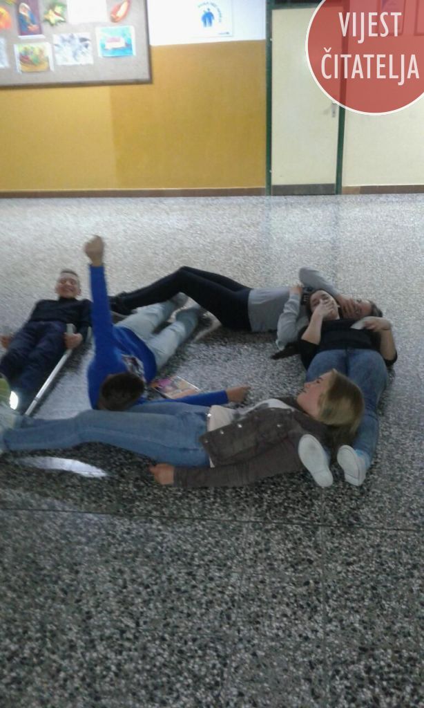 6587a24c4282556d7ef5c8cc2db8ed5