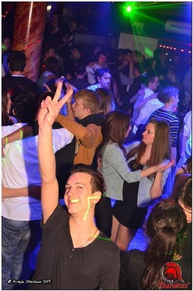 PIC00037 Maraton (Subota, 21.12.2013. – Energy madness party) PIC00037 Maraton (Subota, 21.12.2013. – Energy madness party)