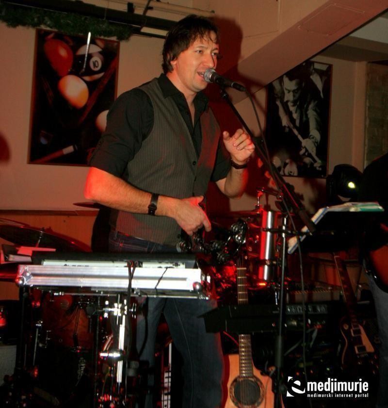 IMG3683 Paladin (Subota, 3.12.2011)