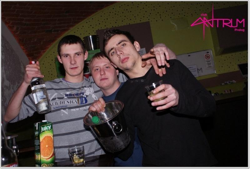 slika0043 Antrum (Petak i subota, 8. i 9.2.2013) slika0043 Antrum (Petak i subota, 8. i 9.2.2013)