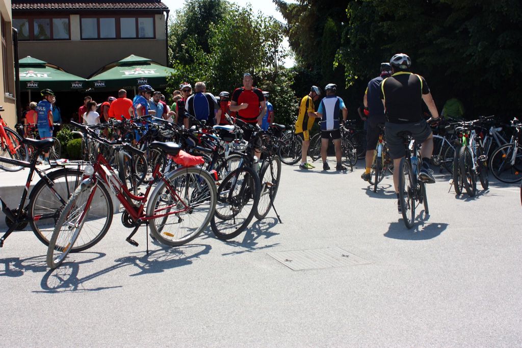 1327150010154131524795102161949