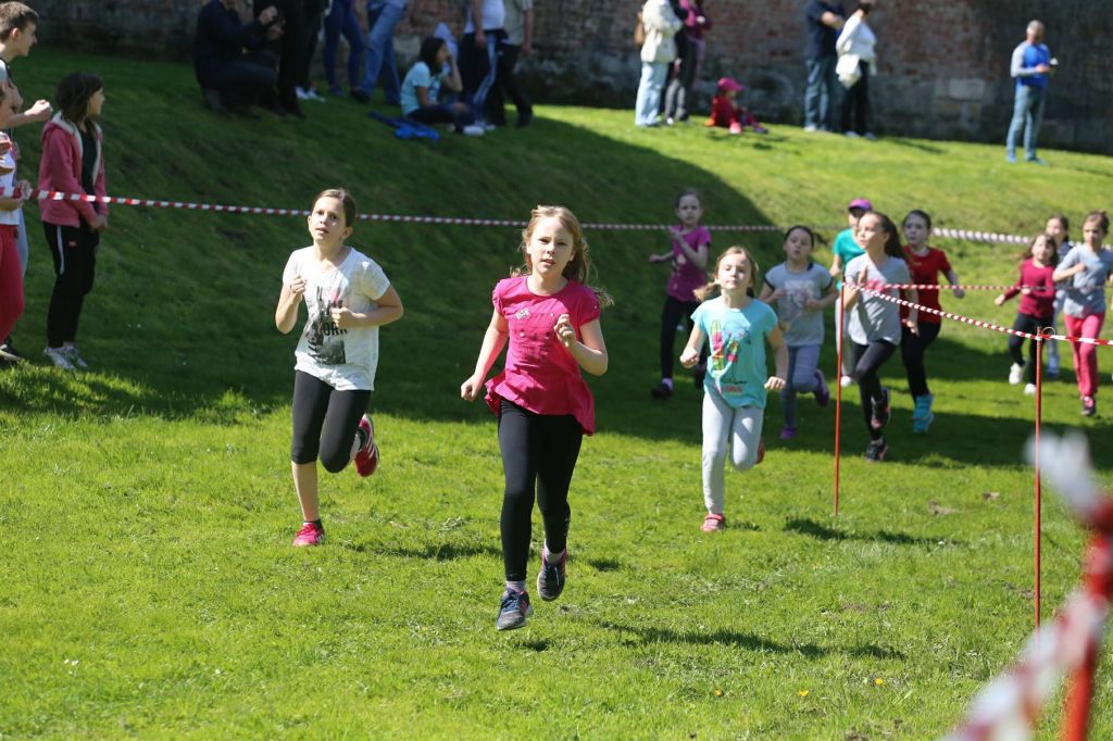 3070935610214802852081838228824