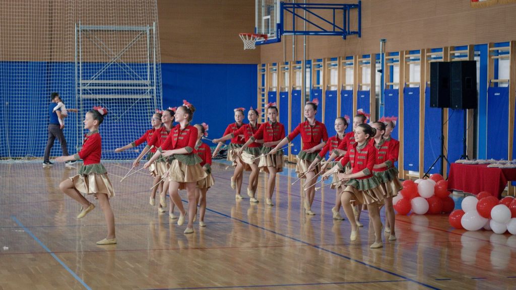 3303859657821954920550159926976