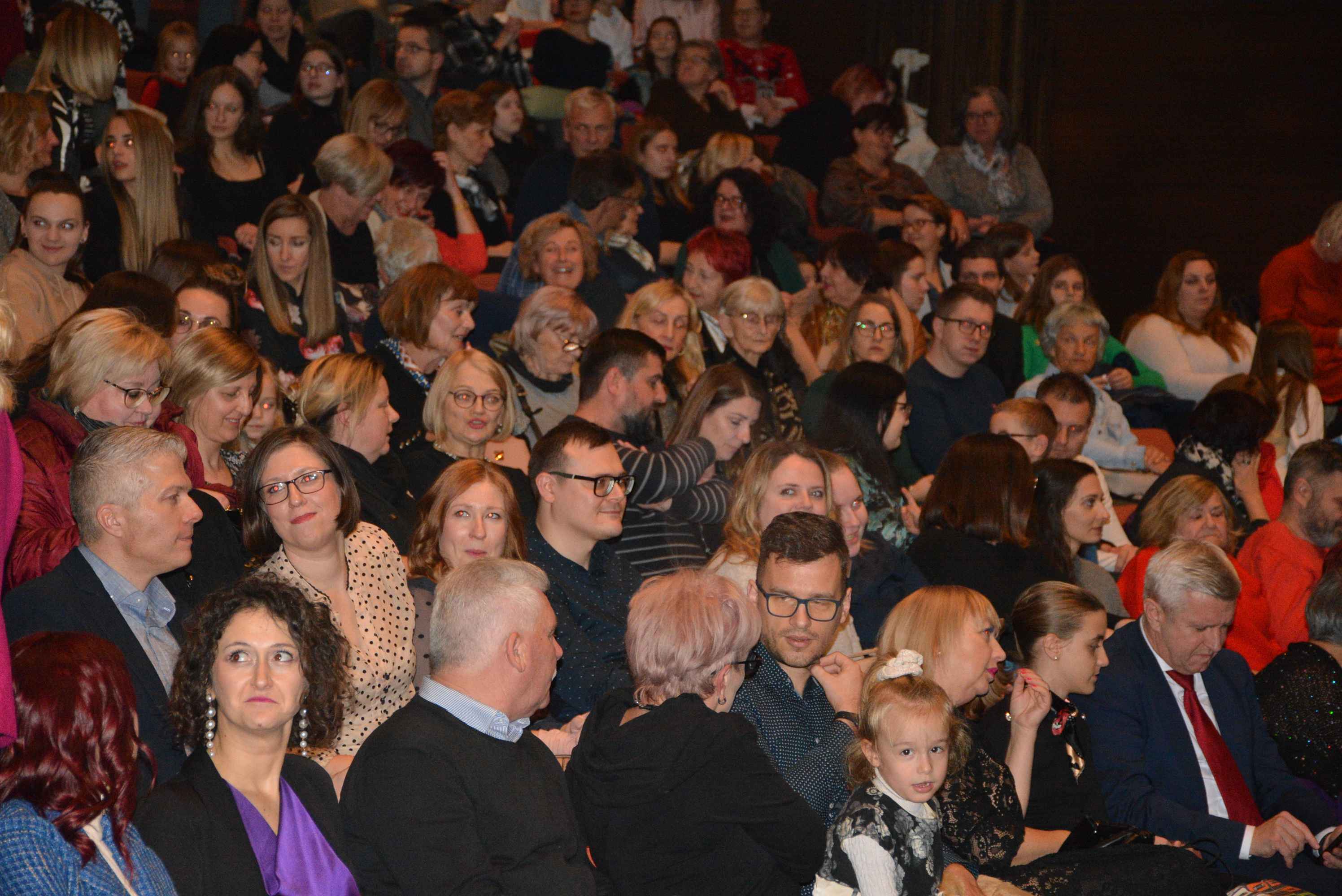 FOTO/VIDEO Spektakularna izvedba ‘Orašara’ – Ukrainian classical ballet oduševio čakovečku publiku FOTO/VIDEO Spektakularna izvedba ‘Orašara’ – Ukrainian classical ballet oduševio čakovečku publiku