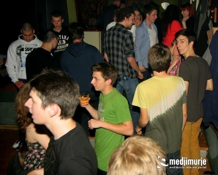 slika0012 Arcus (Subota, 28.4.2012) slika0012 Arcus (Subota, 28.4.2012)