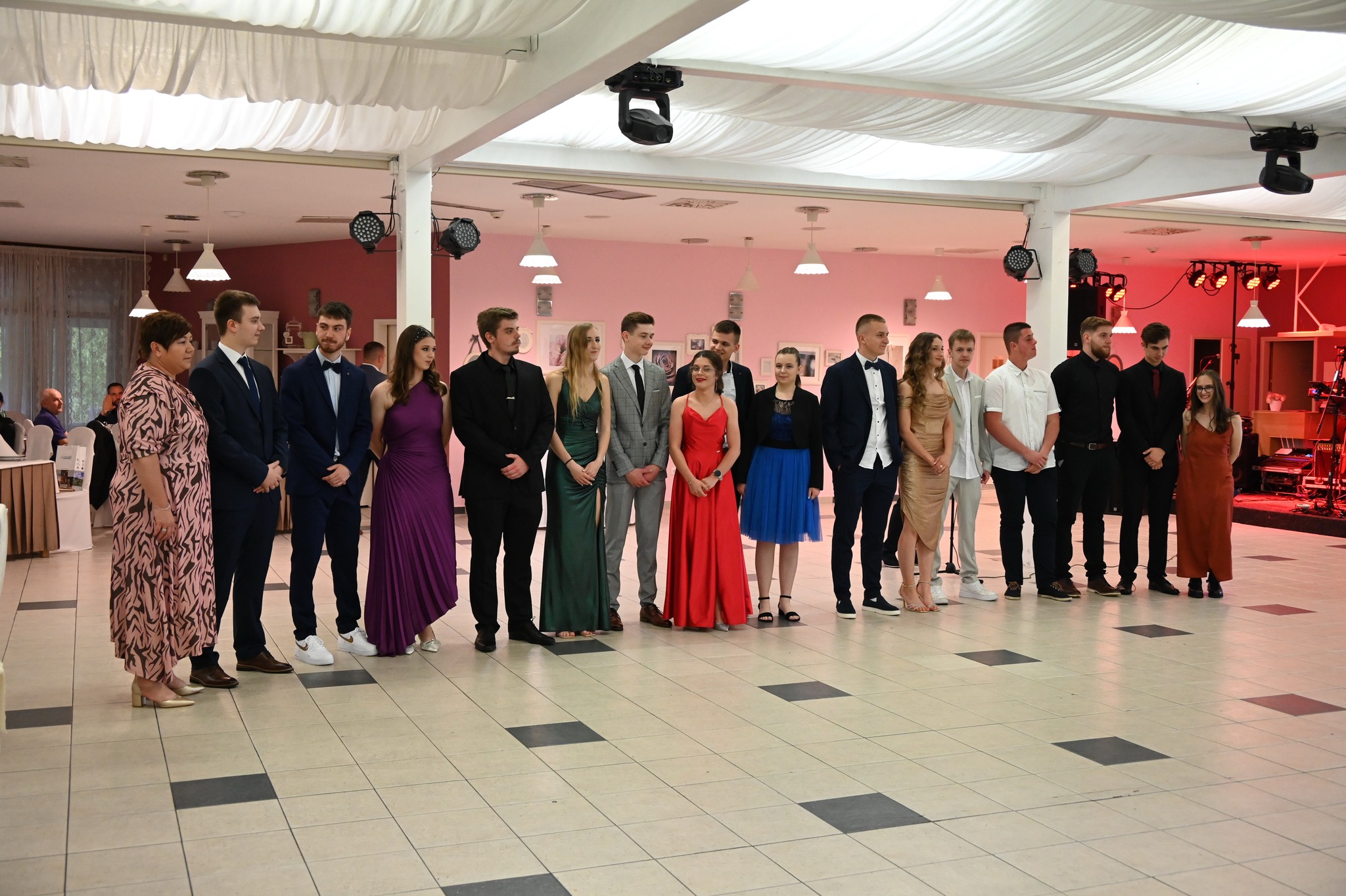 BILO JE NEZABORAVNO Maturalna večer učenika Tehničke škole Čakovec