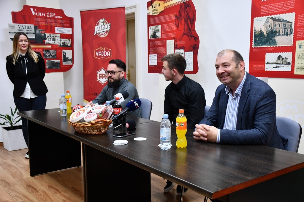 Vajda i Srednja škola Prelog Vajda i Srednja škola Prelog