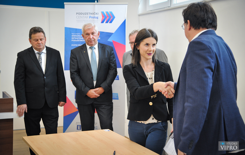 Potpisani ugovori: Poduzetnički centar Prelog dobio svoje prve stanare!
