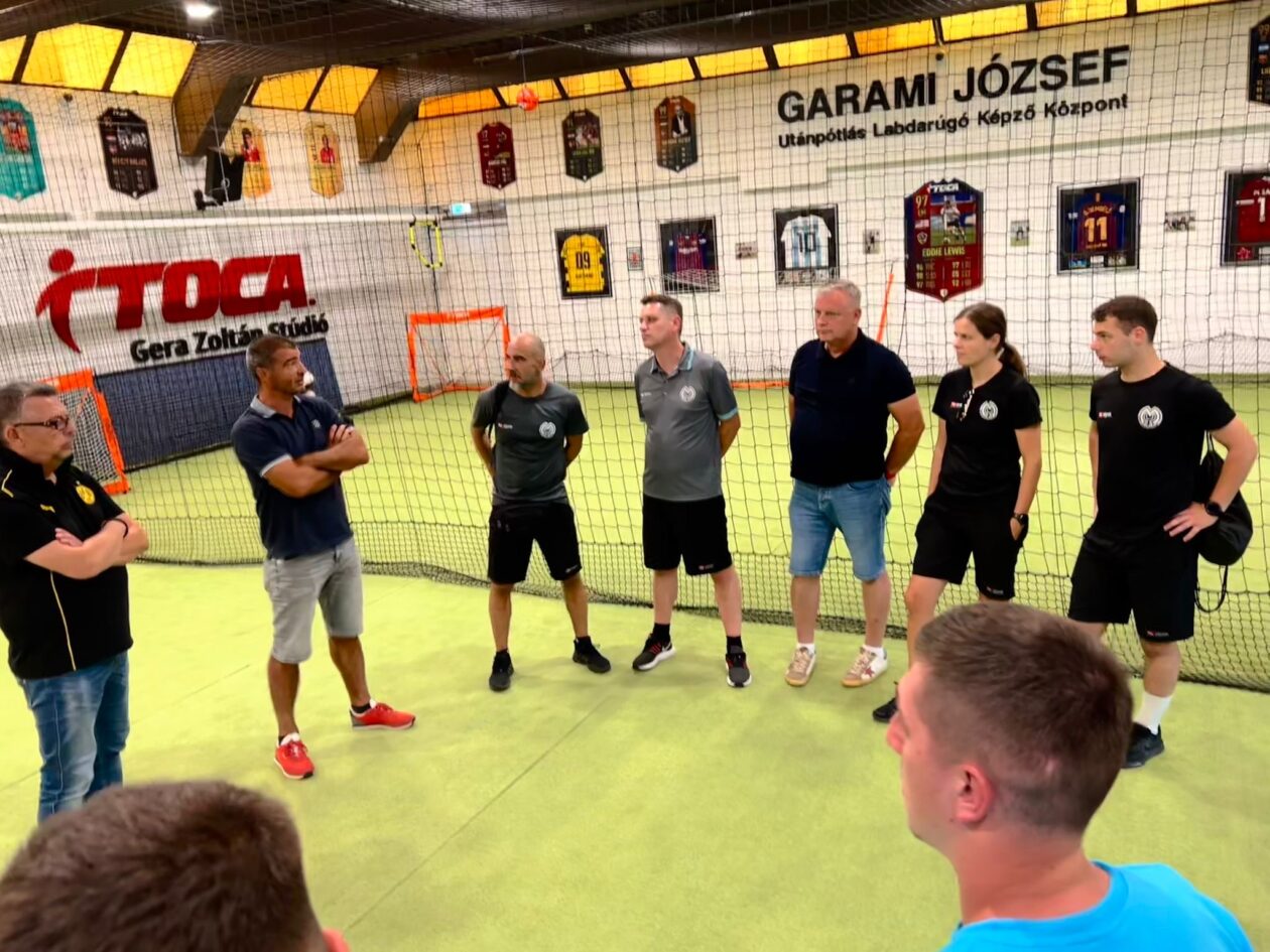 d1ec4f85-e359-47c1-bb80-c6859b879689 d1ec4f85-e359-47c1-bb80-c6859b879689