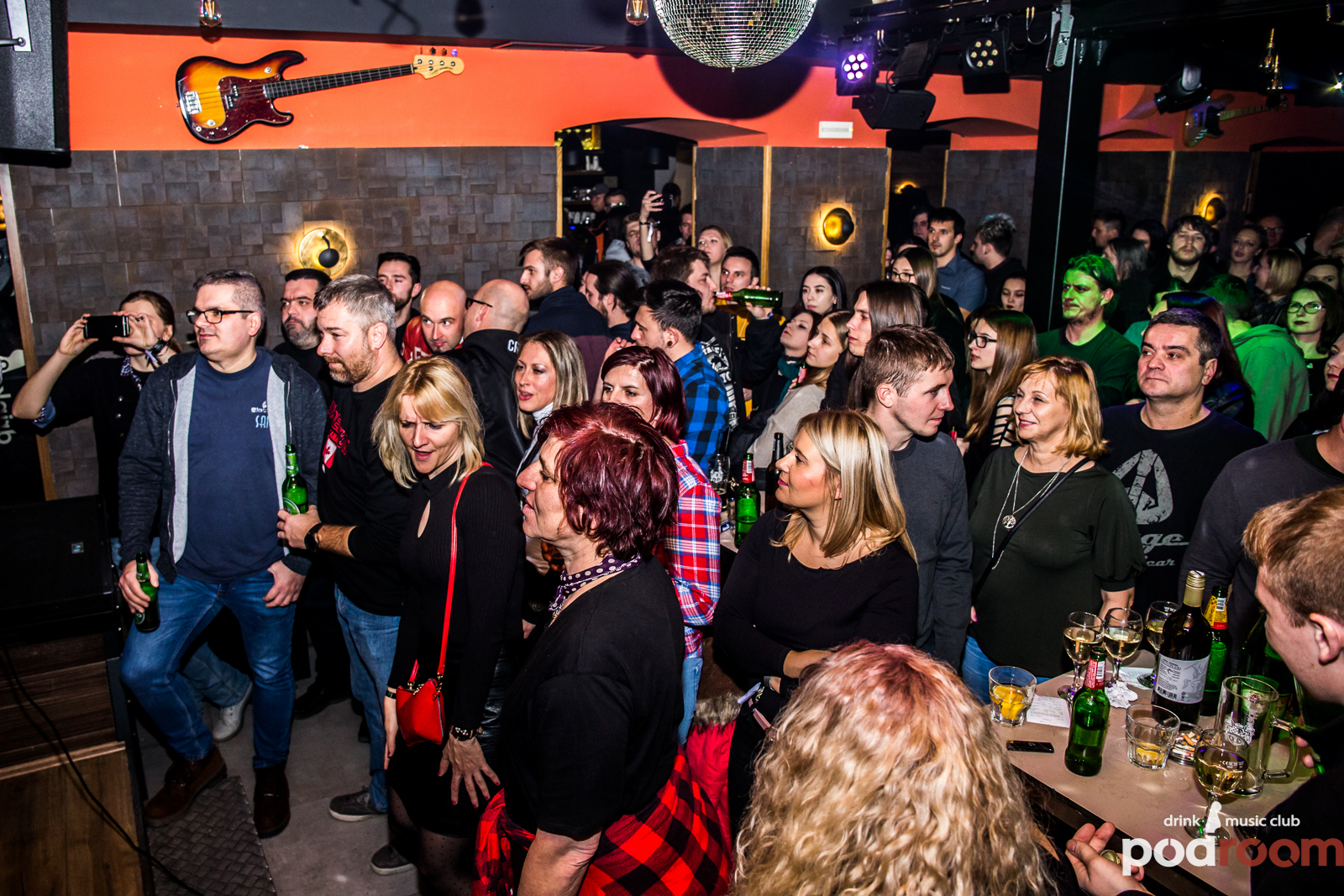 Crno Perje u Podroomu