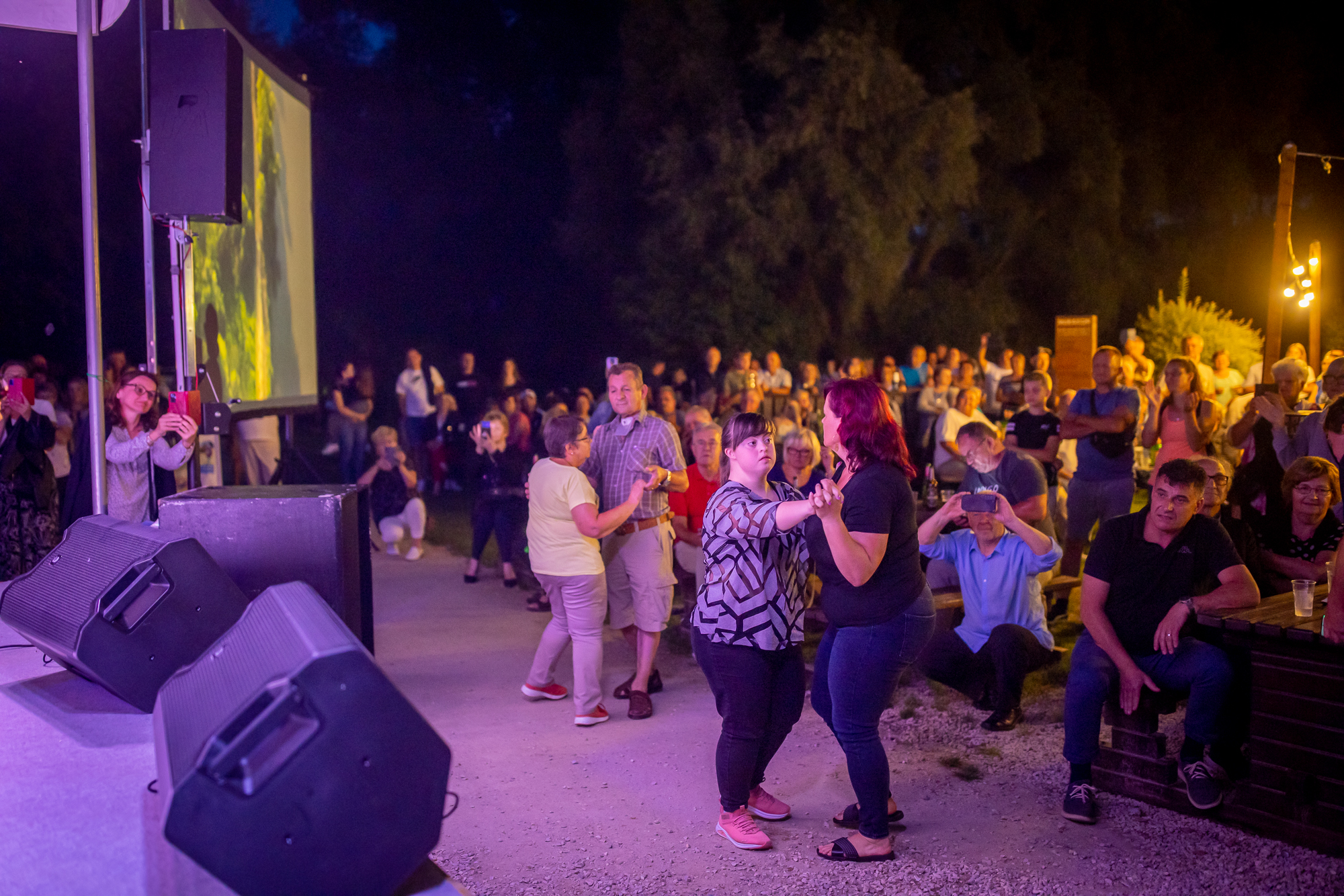PREKRASNA VEČER Koncert Džo Maračić Makija i premijera spota Ansambla Pučpuljike PREKRASNA VEČER Koncert Džo Maračić Makija i premijera spota Ansambla Pučpuljike