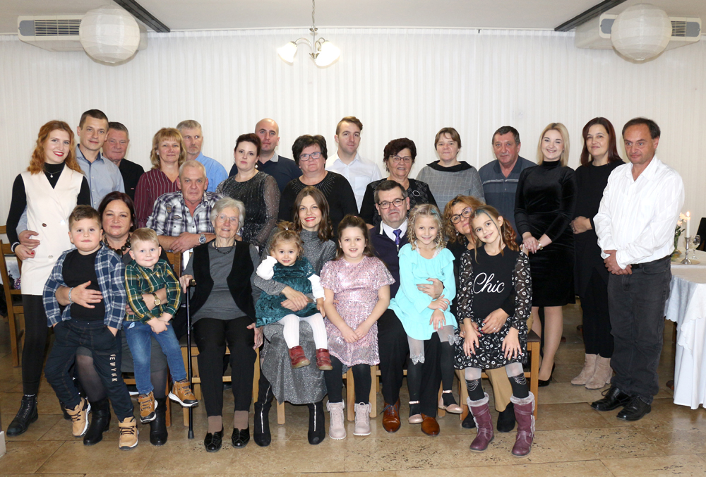 SVAKO DOBRO Darko Krznar proslavio 60. rođendan u Gornjoj Dubravi