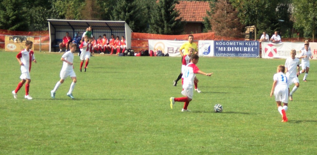 dsc02418976978