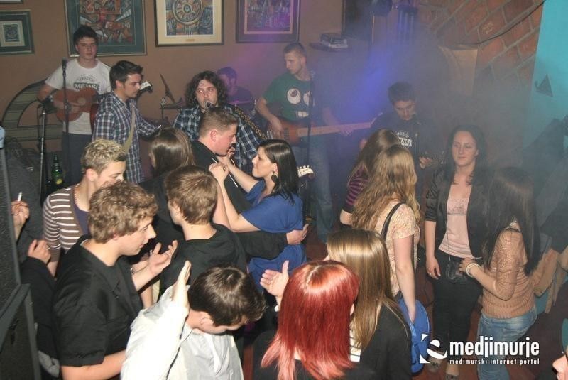 slika0035 Arcus (Subota, 5.5.2012) slika0035 Arcus (Subota, 5.5.2012)