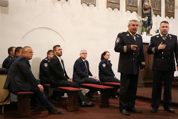 Svečana misa povodom devete obljetnice međimurske policijske kapelanije ‘Sveti Franjo Asiški’ Svečana misa povodom devete obljetnice međimurske policijske kapelanije ‘Sveti Franjo Asiški’
