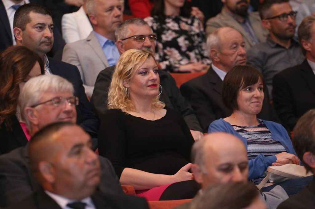 3144472310214901990960248592292