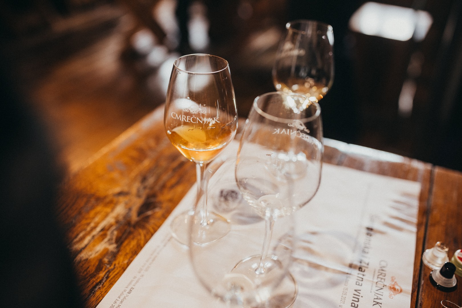 Vinarija Cmrečnjak poziva u novu Vinoteku!