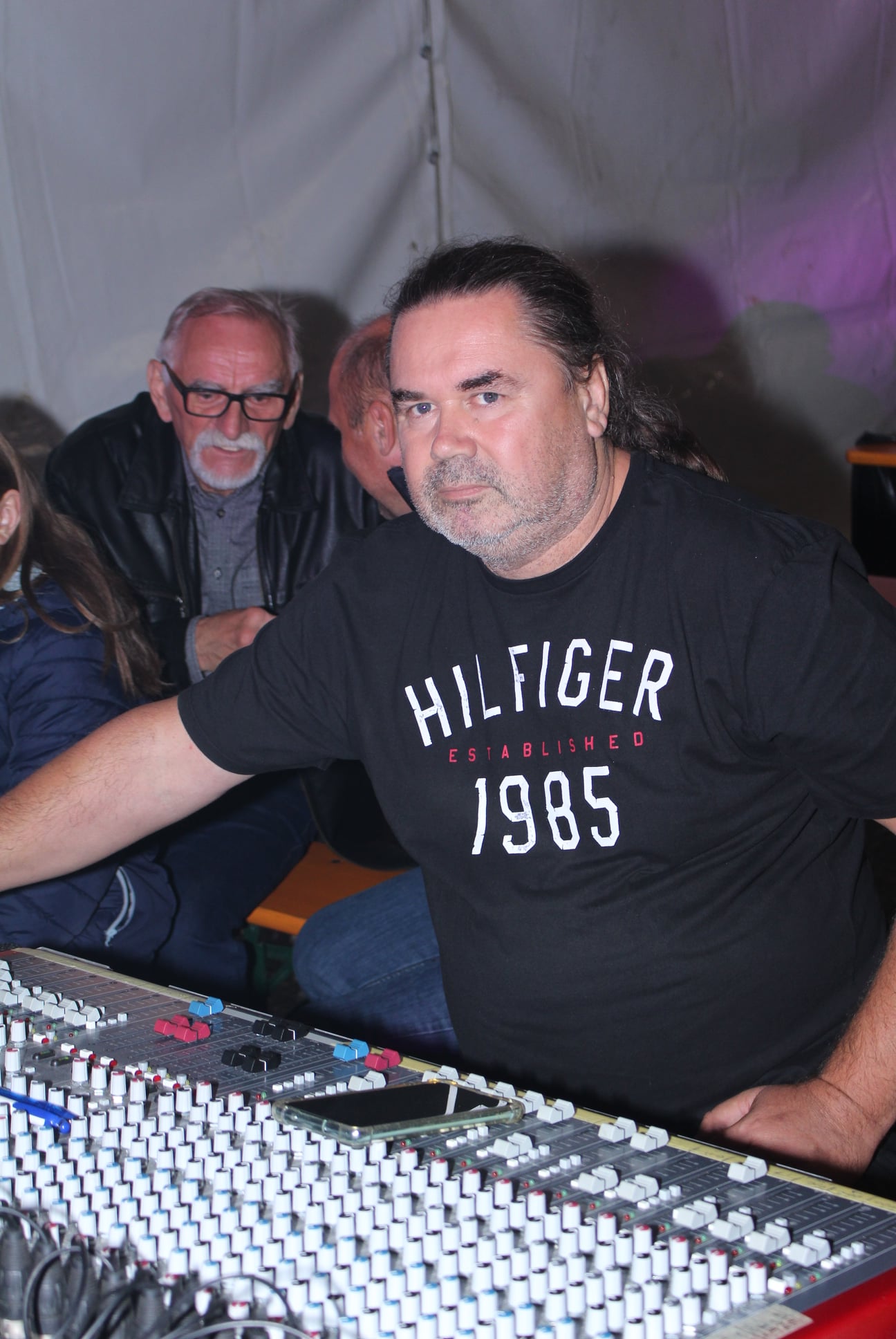 Koncert benda Hangar 44