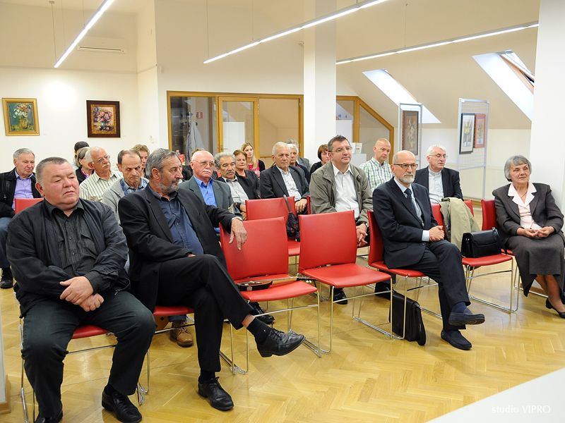 352815319dsc3728755353