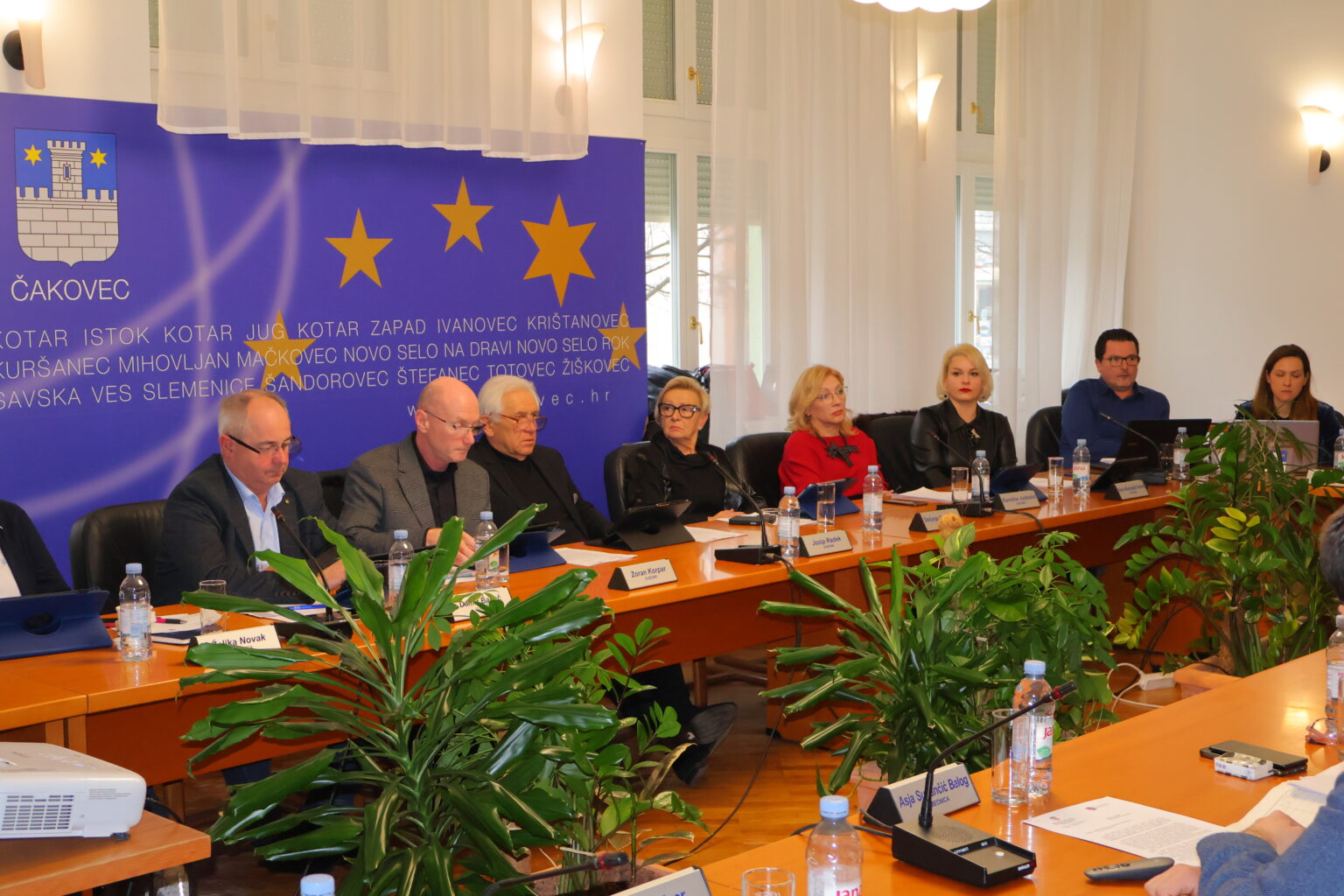 ČAKOVEC Proračun za 2024. ‘težak’ više od 61 milijun eura – Dolaze tri nova kružna toka i dva parka ČAKOVEC Proračun za 2024. ‘težak’ više od 61 milijun eura – Dolaze tri nova kružna toka i dva parka