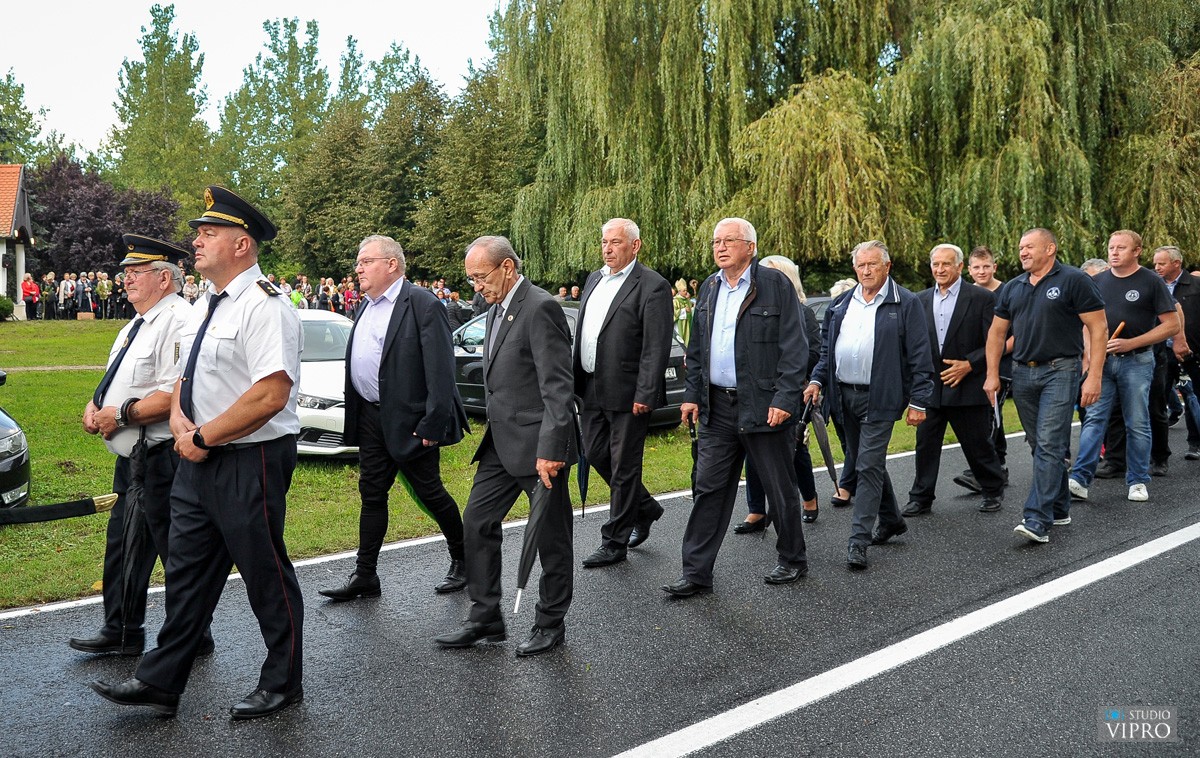 FOTO Uz molitvu i prigodan program obilježena godišnjica tragedije na rijeci Dravi