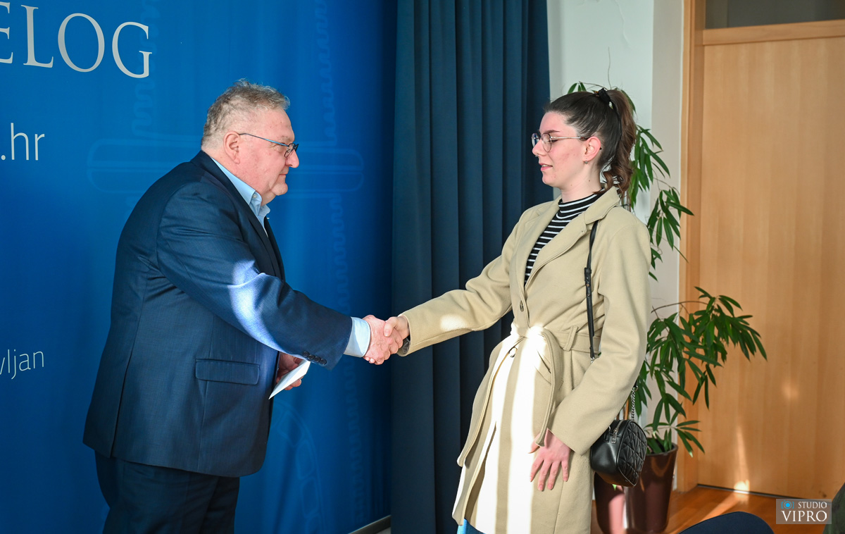 Nagrađeni uspješni učenici i studenti s područja Grada Preloga