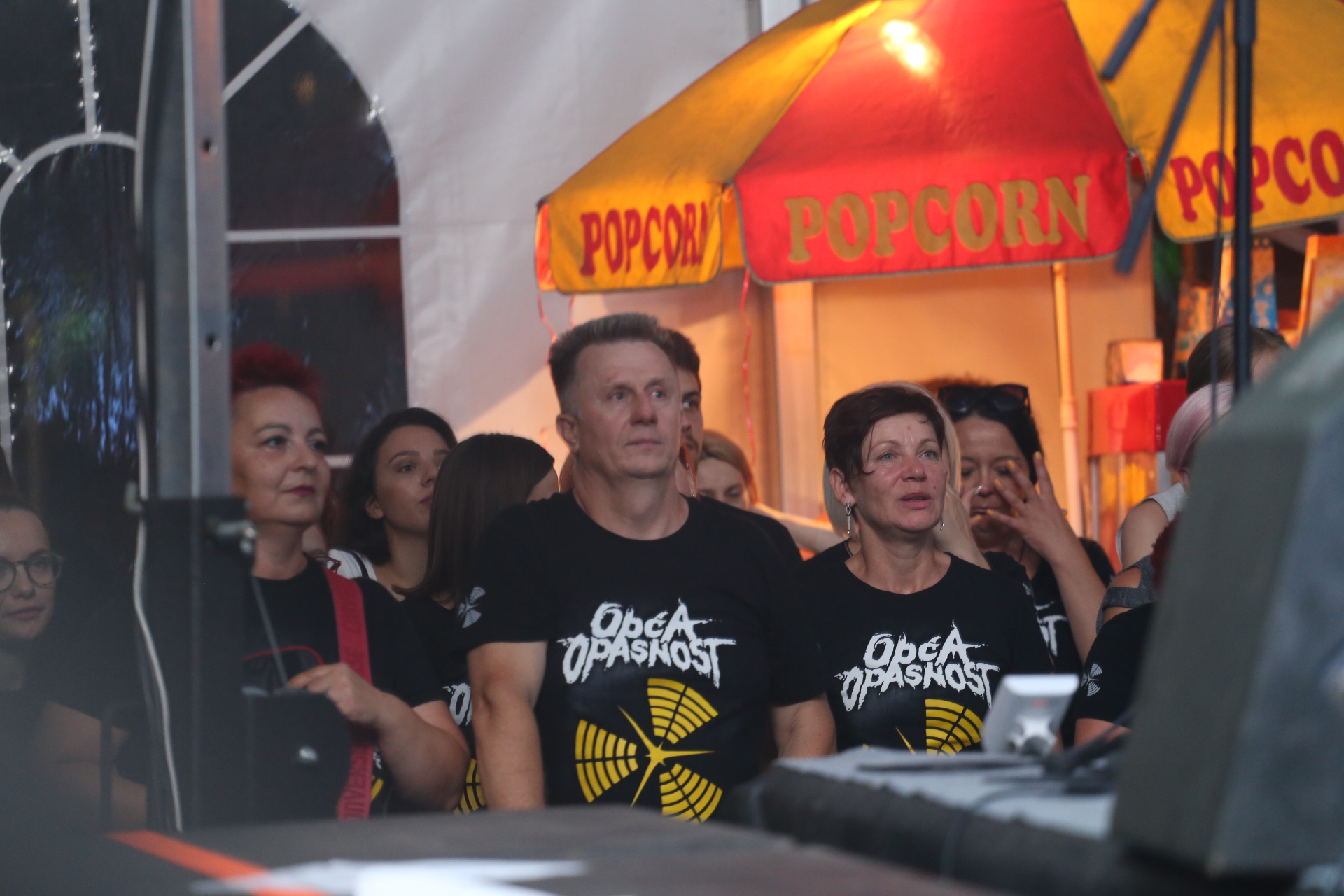 LJETO UZ MURU Pero Galić i Opća opasnost svojim hitovima oduševili publiku u Murskom Središću LJETO UZ MURU Pero Galić i Opća opasnost svojim hitovima oduševili publiku u Murskom Središću