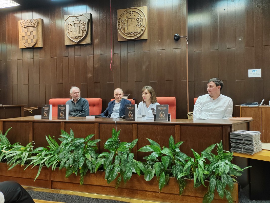 FOTO Promocija Hrvatskoga kajkavskog kolendara održana i u Koprivnici