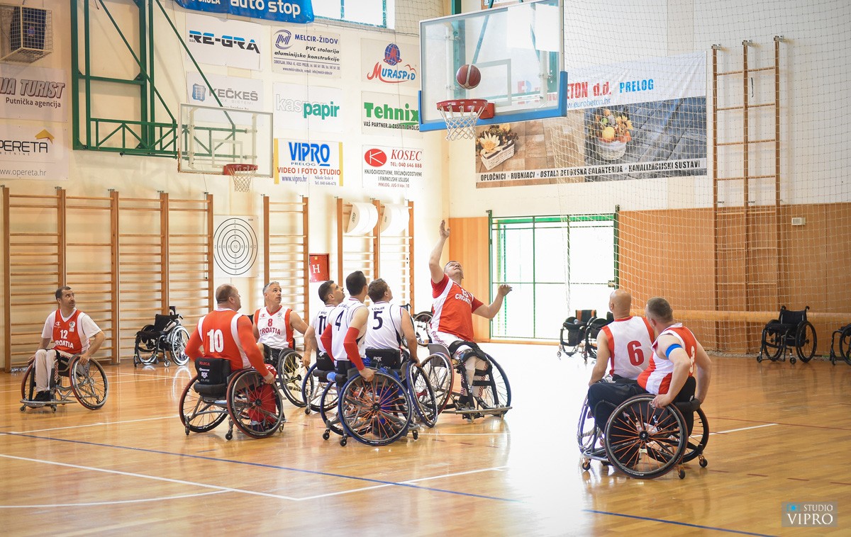 Košarkaši u kolicima