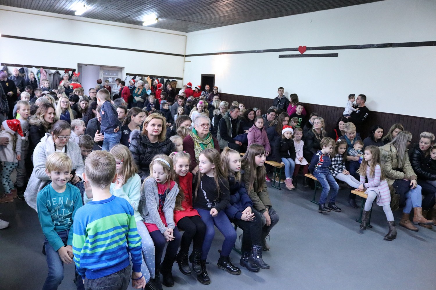 Svet Nikola stigao u Pretetinec