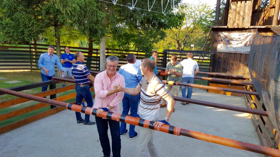 1434409814620622704766477712284