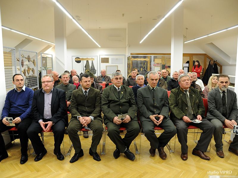 326313883dsc8993614853