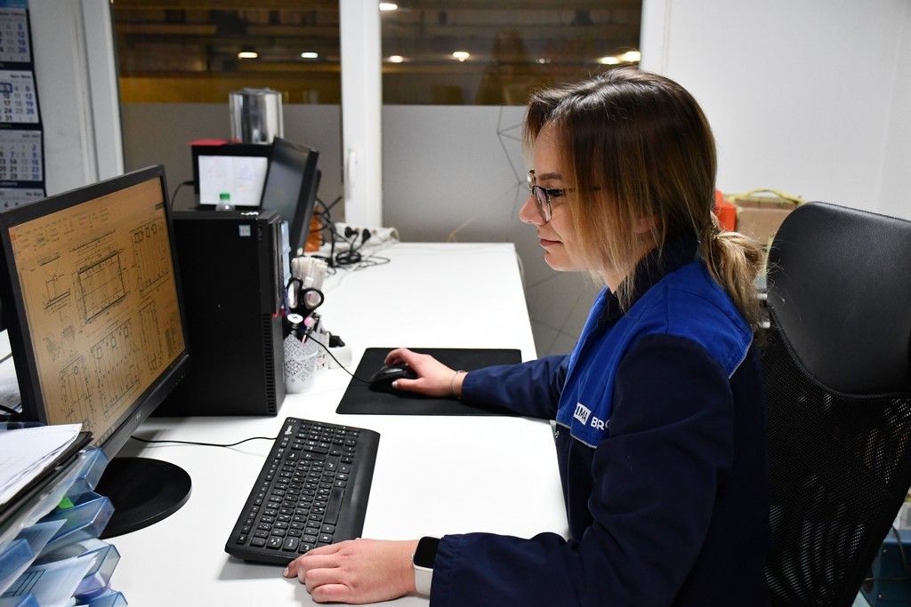 Maja Petek (25) iz Nedelišća koja već treću godinu gradi svoju karijeru u čakovečkoj tvrtki Primabiro Maja Petek (25) iz Nedelišća koja već treću godinu gradi svoju karijeru u čakovečkoj tvrtki Primabiro