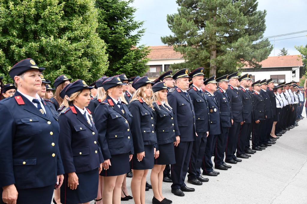 VELIKA SVEČANOST Vatrogasci DVD-a Mala Subotica slave 130. rođendan