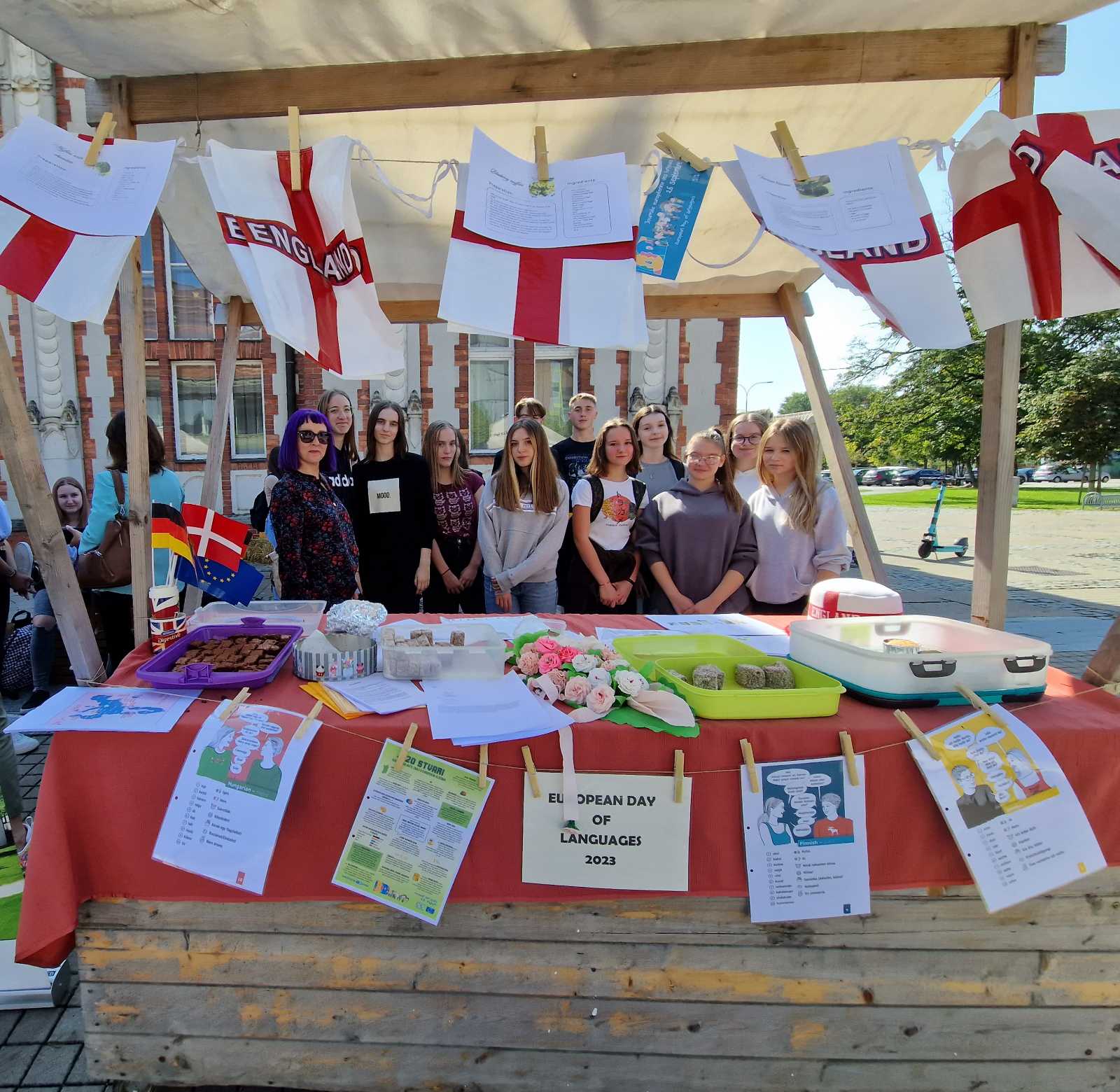 FOTO Ekonomska i trgovačka škola Čakovec obilježila Europski dan jezika na čakovečkom trgu