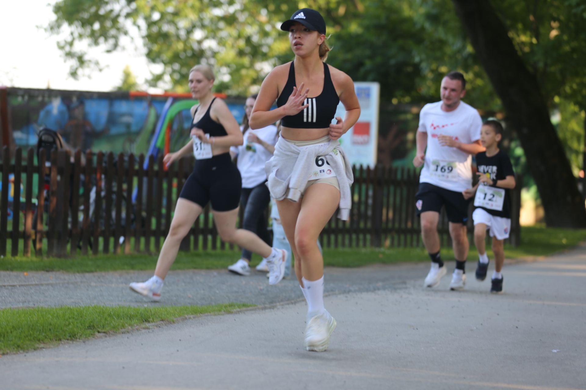 VELIKA FOTOGALERIJA Utrka grada Čakovca – trčali u humanitarne svrhe