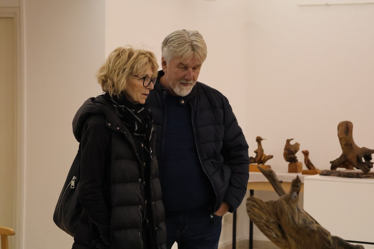 DRVENE SKULPTURE Otvorena izložba svestranog Josipa Radeka