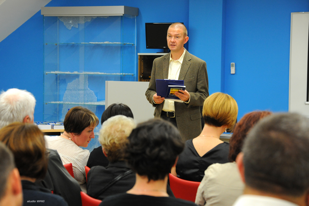 260010273dsc3752447724