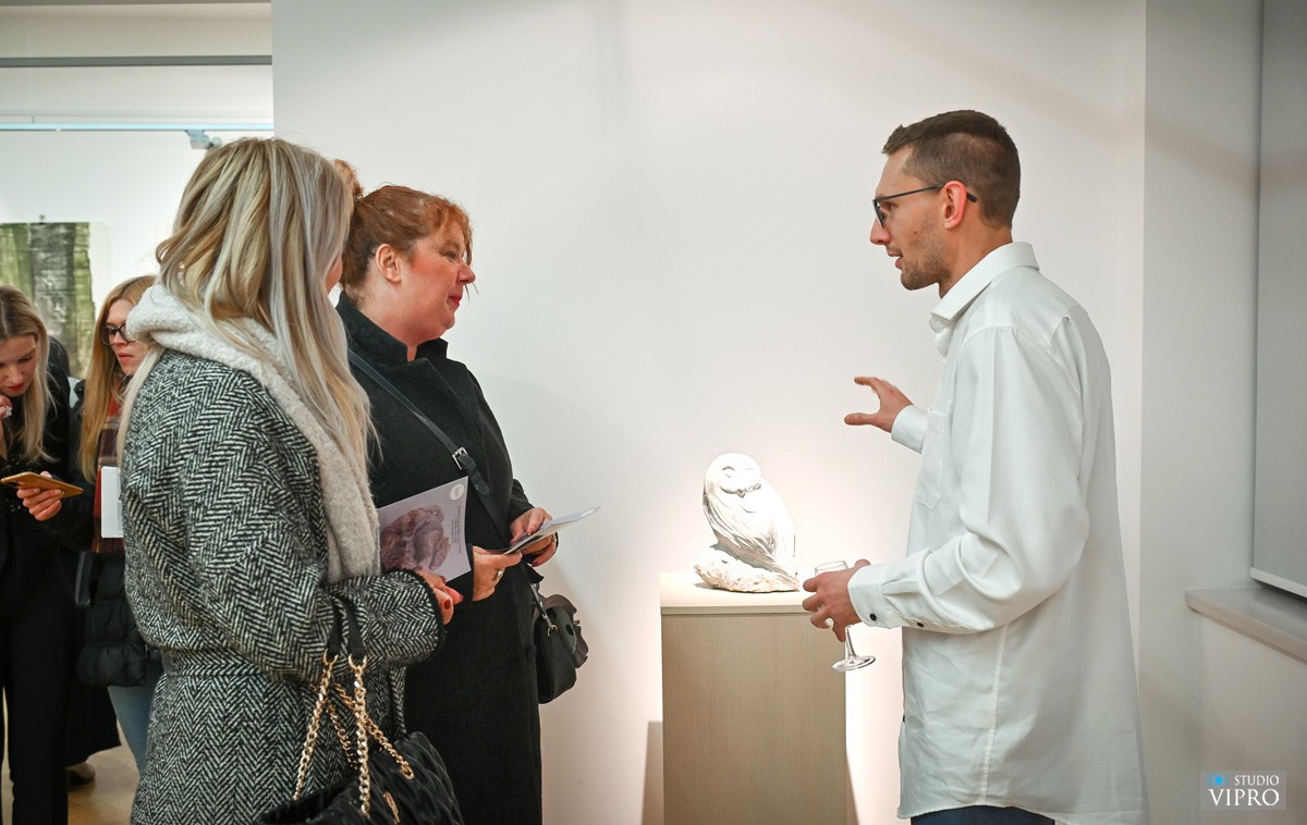 MUZEJ CROATA INSULANUS Otvorena je izložba skulptura Ivana Mladenovića