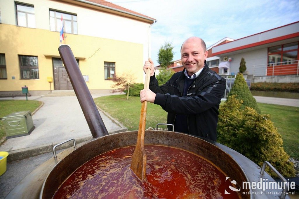 martinjesvetimartinnamuri061851