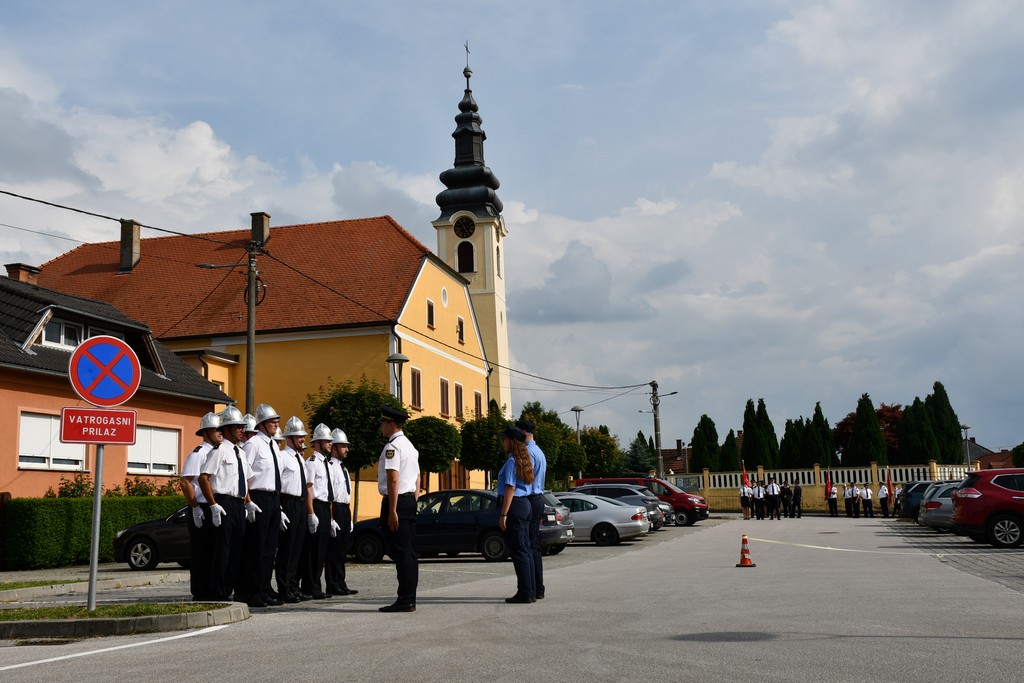 VELIKA SVEČANOST Vatrogasci DVD-a Mala Subotica slave 130. rođendan